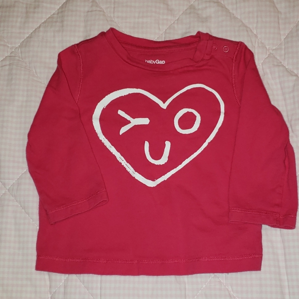 Baby Gap love you long sleeve tee